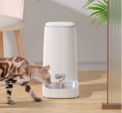 Distributeur de croquettes automatique programmable & silencieux 4 L CroqPilot